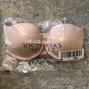NWT Victoria Secret Pink 32C Bra
